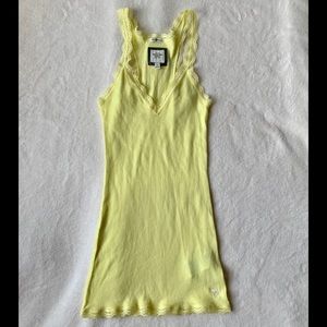 🍍 Abercrombie & Fitch yellow lace trim tank sz S